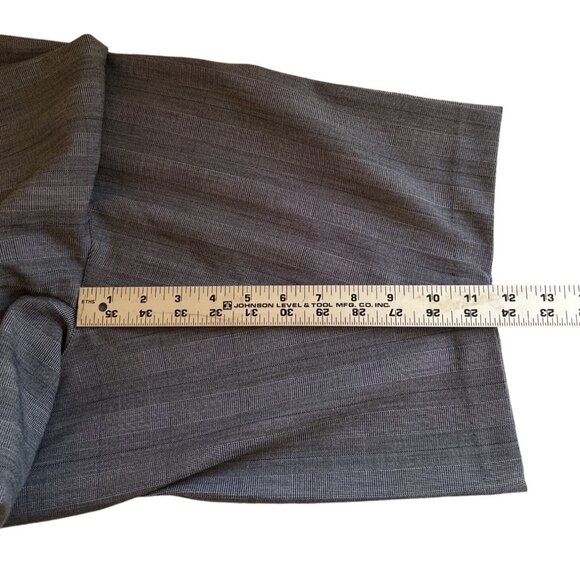 Worthington, Ladies Dressy Trouser Bermuda Shorts, Size 16P - Picture 7 of 7